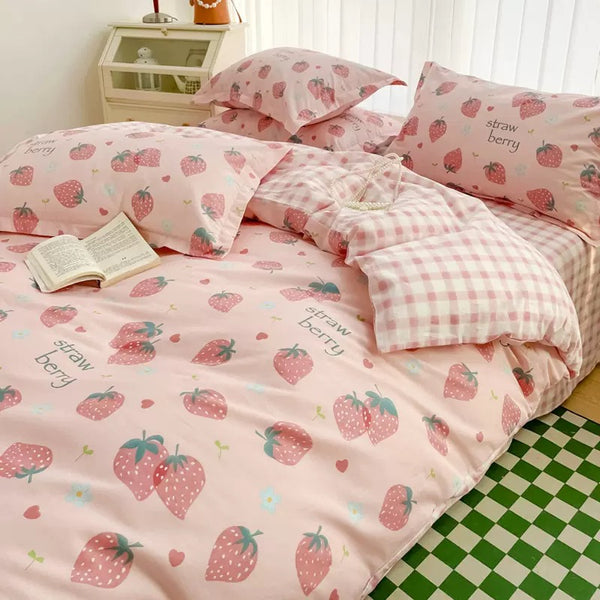 Cute Strawberry Bedding Set