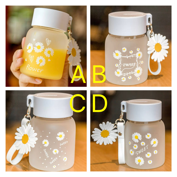 Kawaii Daisy Drinking Bottle