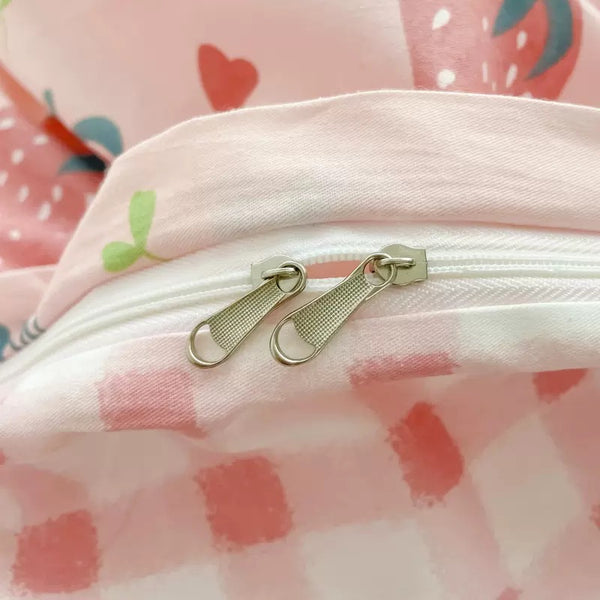 Cute Strawberry Bedding Set