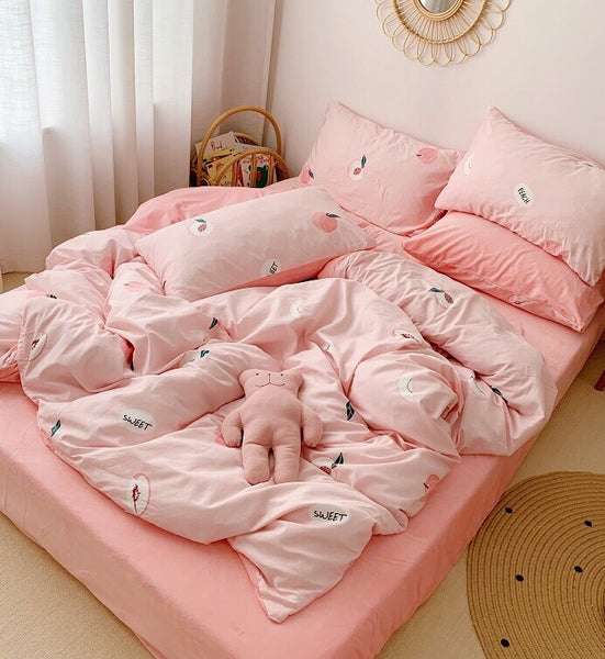 Lovely Peaches Bedding Set