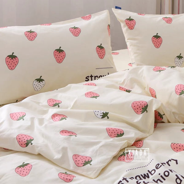 Cute Strawberry Bedding Set