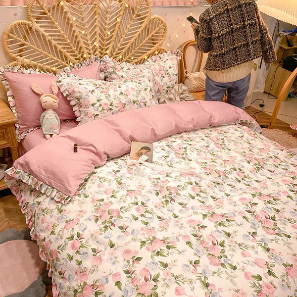 Beautiful Flowers Bedding Set