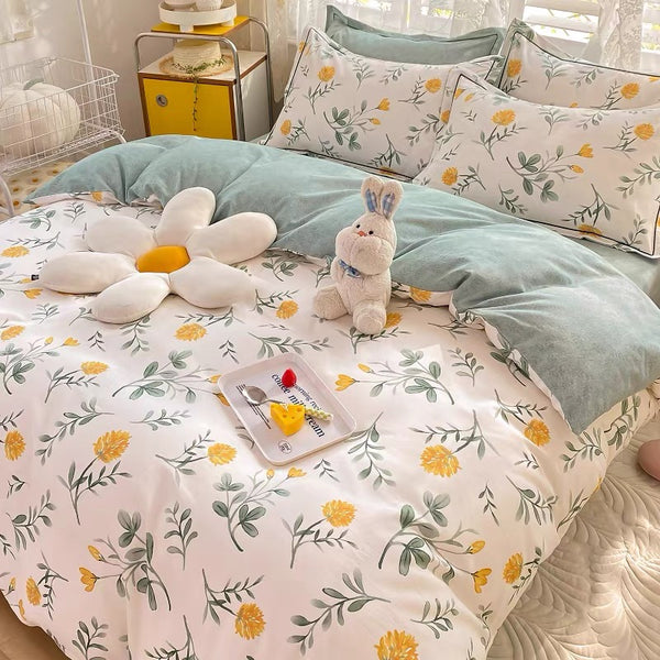 Cute Flowers Bedding Set