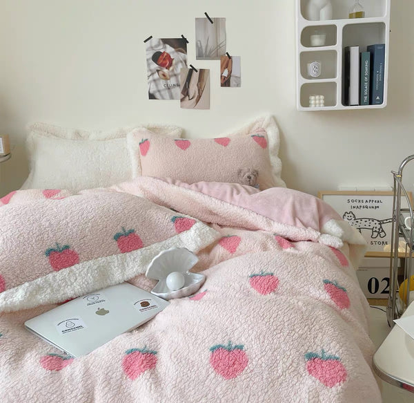 Soft Peaches Bedding Set