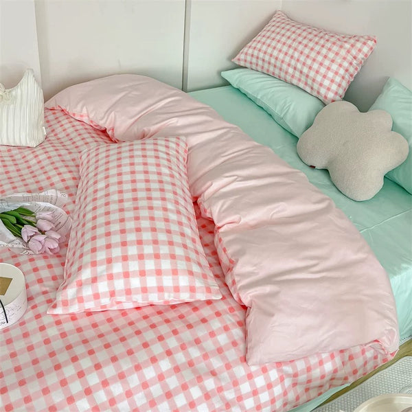 Pastel Plaid Bedding Set