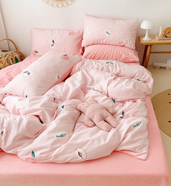 Lovely Peaches Bedding Set