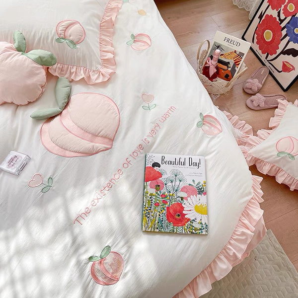 Kawaii Peach Bedding Set