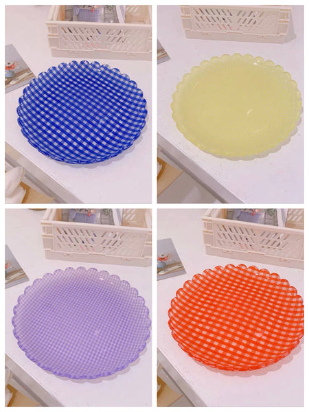 Cute Plaid Plates