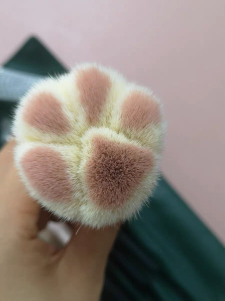 Cute Paw Makeup Brush