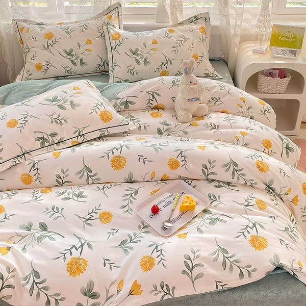 Cute Flowers Bedding Set