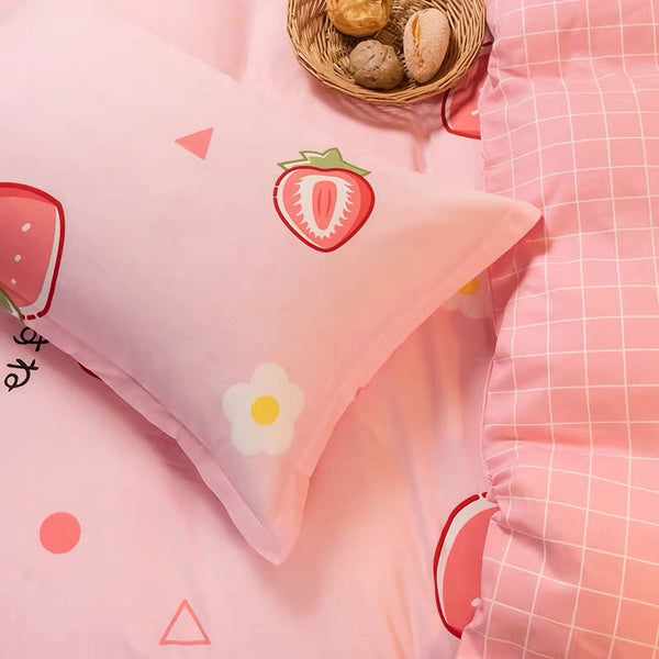 Cute Strawberry Bedding Set