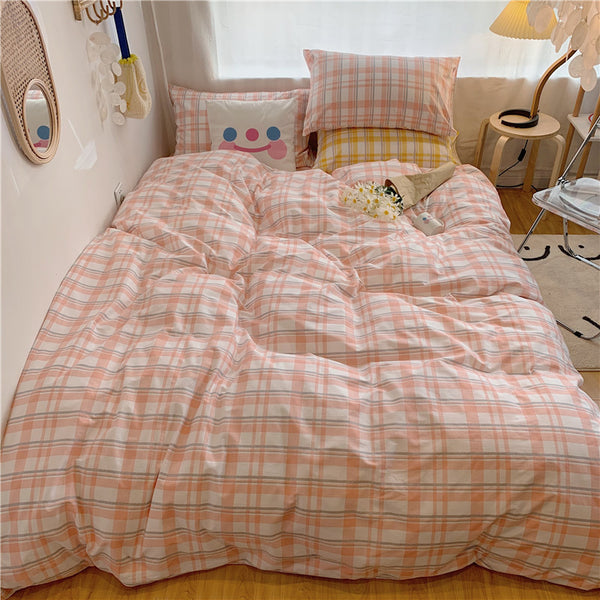 Sweet Plaid Bedding Set