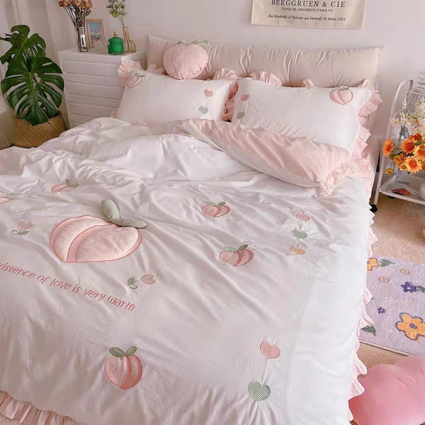 Kawaii Peach Bedding Set