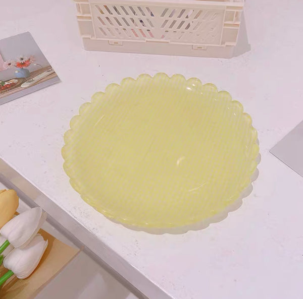Cute Plaid Plates