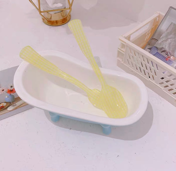 Cute Plaid Plates