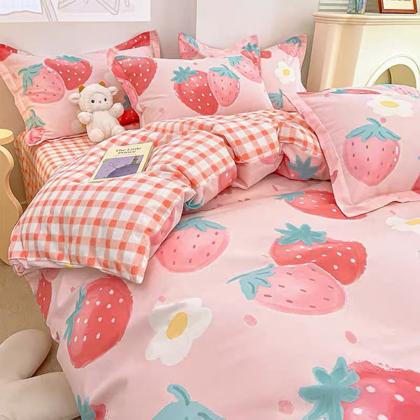 Cute Strawberry Bedding Set