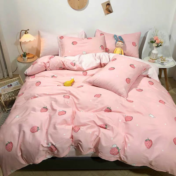 Strawberry Cat Bedding Set
