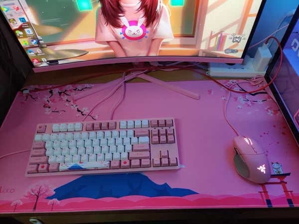Harajuku Sakura Mouse Pad