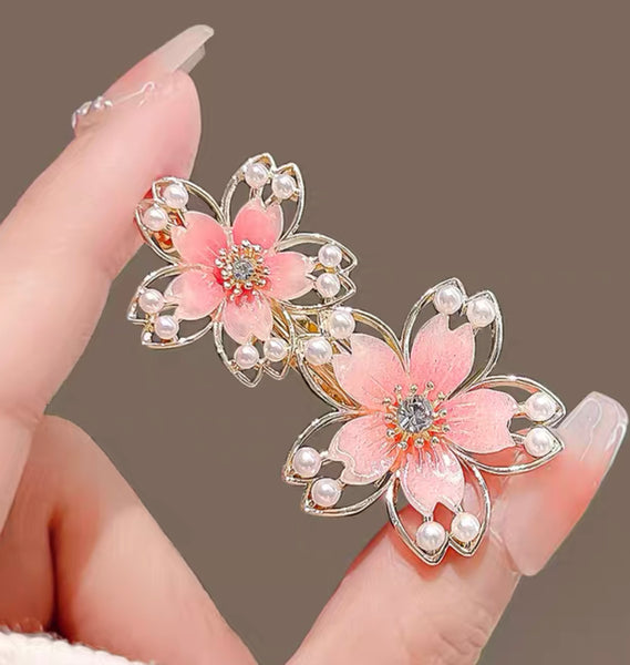 Sweet Sakura Hair Clips