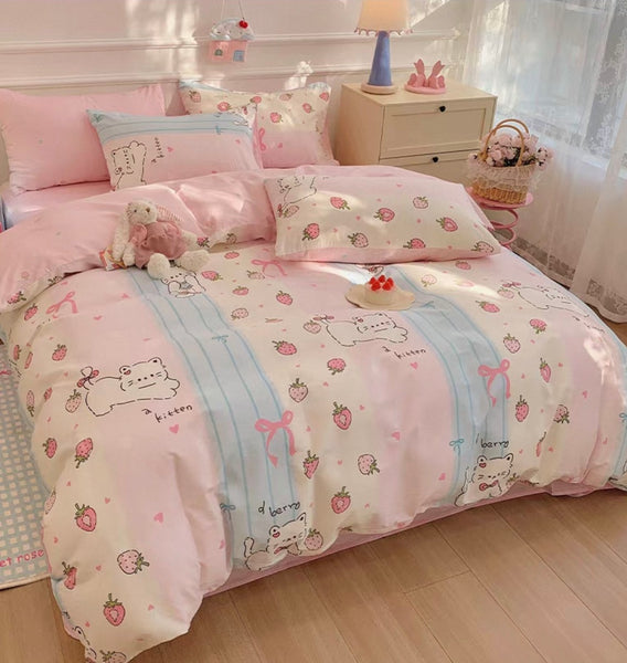 Cute Strawberry Cat Bedding Set
