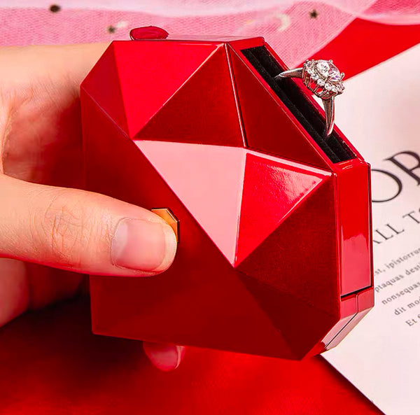 Sweet Love Heart Ring Box