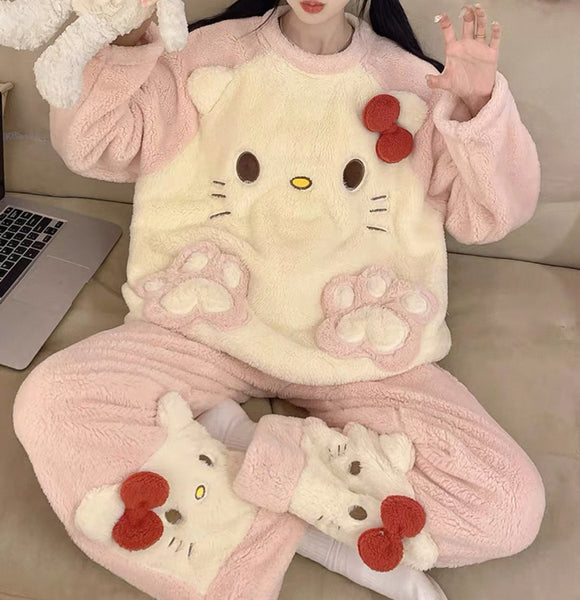 Cute Hello Kitty Pajamas