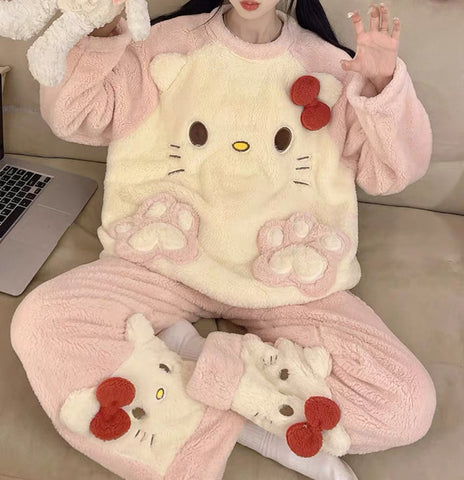 Cute Hello Kitty Pajamas