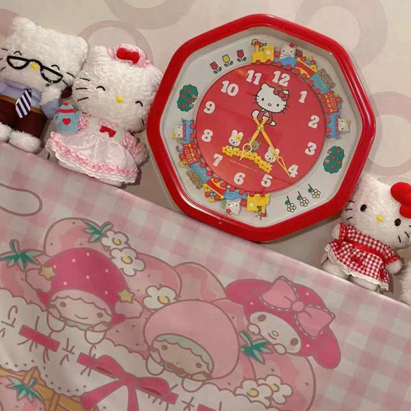 Kawaii Hello Kitty Clock
