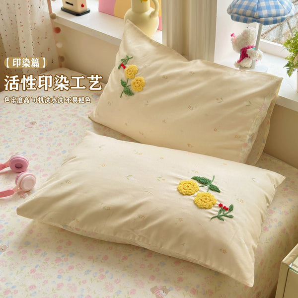 Cute Flowers Bedding Set