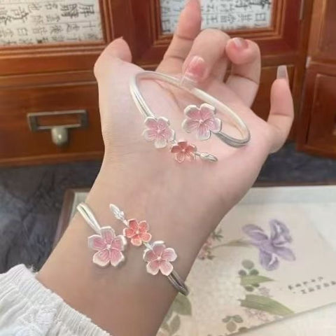 Sweet Sakura Bracelet