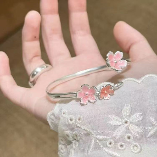 Sweet Sakura Bracelet