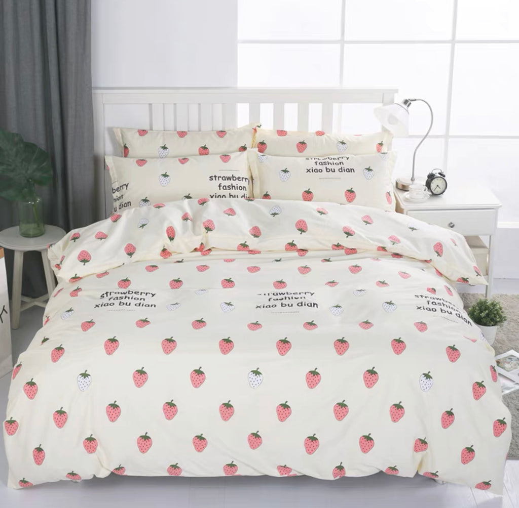 Strawberry Aesthetic Bedding Set 🍓
