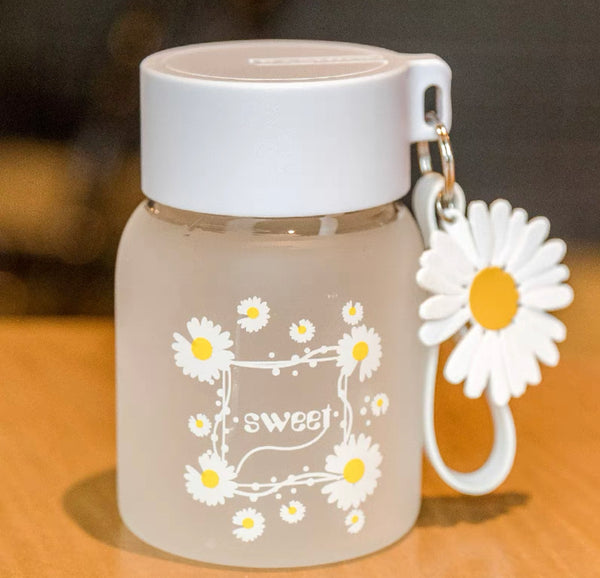 Kawaii Daisy Drinking Bottle