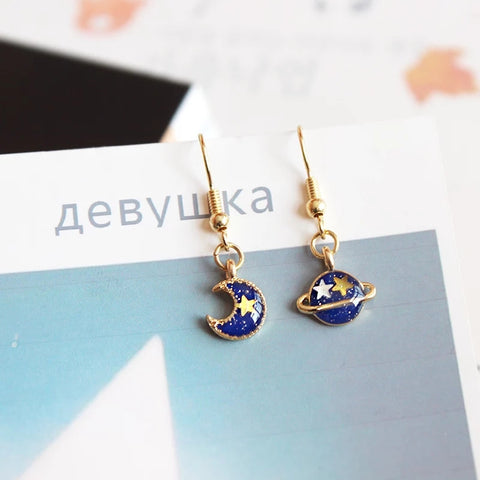 Cute Moon Earrings