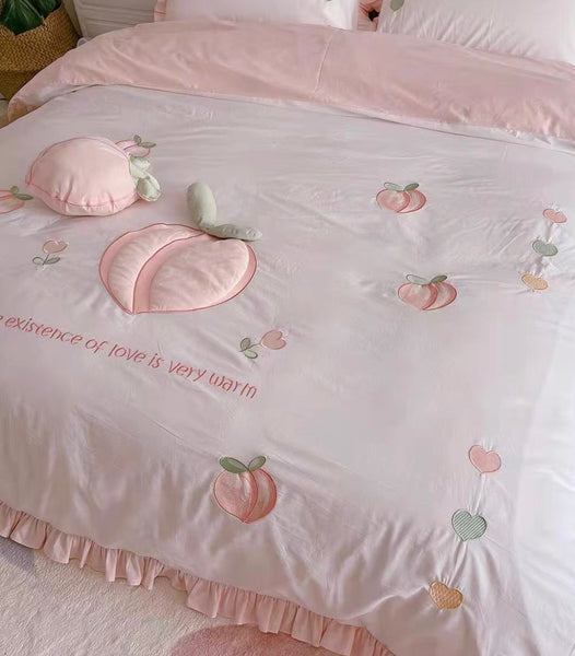 Kawaii Peach Bedding Set