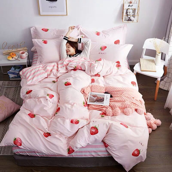 Stripe Strawberry Bedding Set