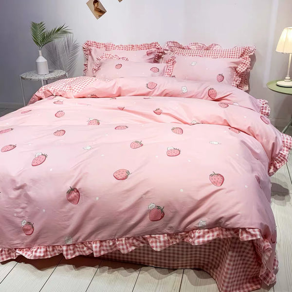 Strawberry Cat Bedding Set