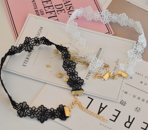 Hollow Out Flower  Choker