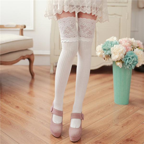 Lace Flower Knee-high Socks