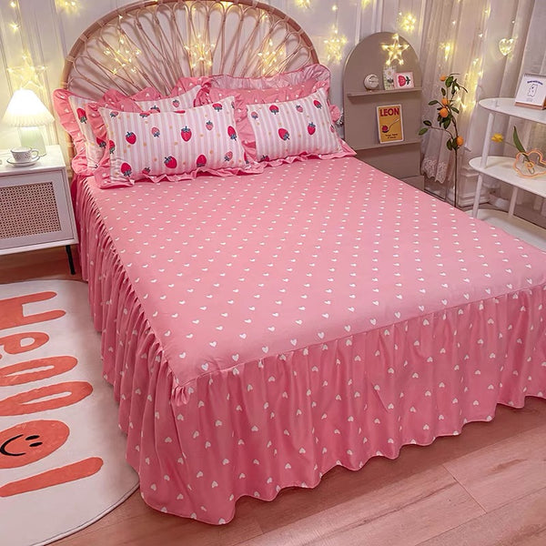 Cute Strawberry Bedding Set