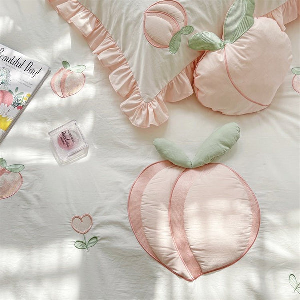 Kawaii Peach Bedding Set