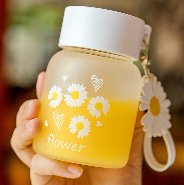 Kawaii Daisy Drinking Bottle