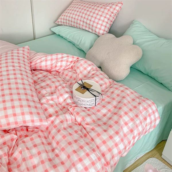 Pastel Plaid Bedding Set