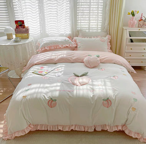 Kawaii Peach Bedding Set