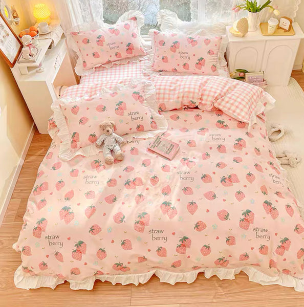Sweet Strawberries Bedding Set