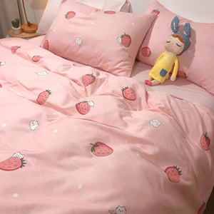 Strawberry Cat Bedding Set