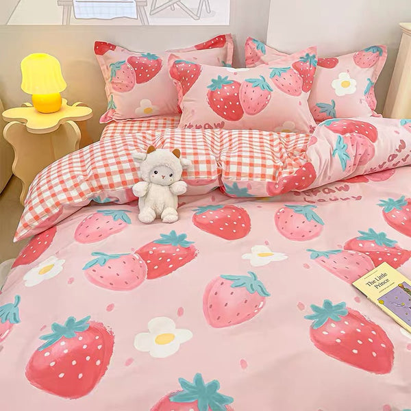 Cute Strawberry Bedding Set