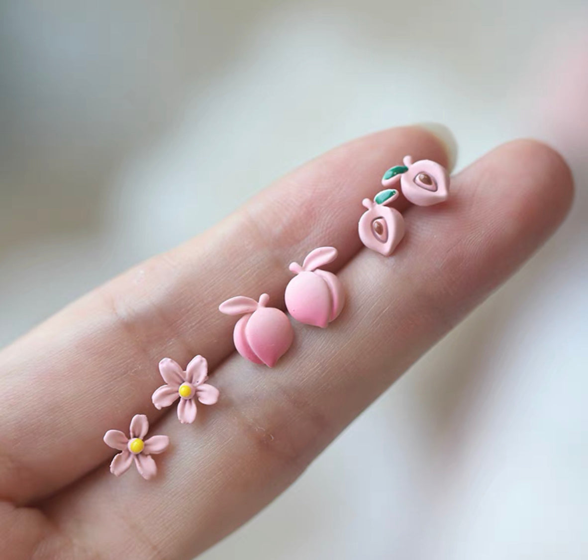 Cute Peach Earrings Set
