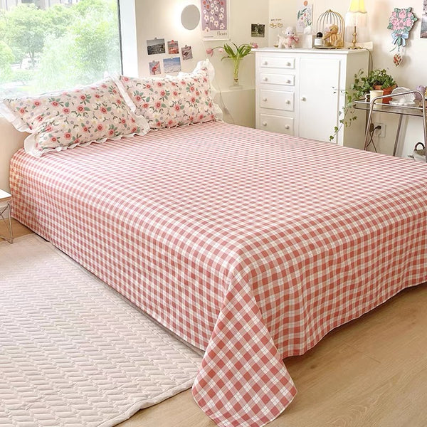 Flower Plaid Bedding Set